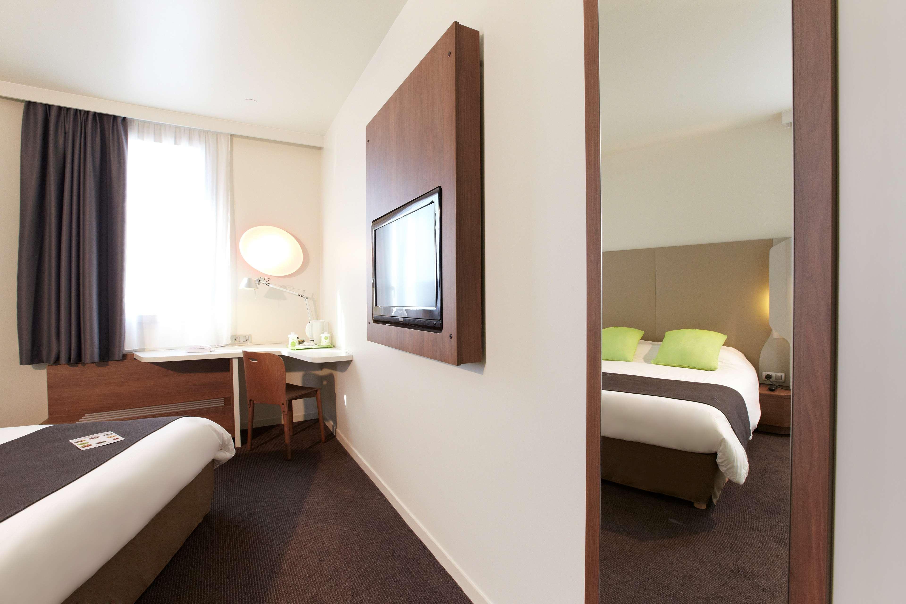 Campanile Lyon Ouest Tassin Hotel Exterior photo